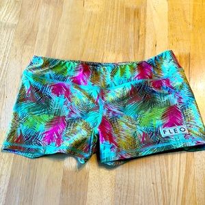 Fleo athletic shorts, original.